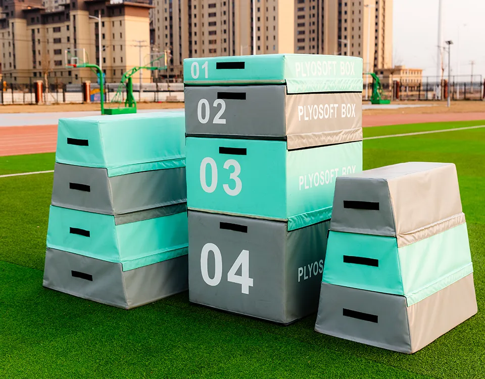 पार्कोर आणि रॉक क्लाइंबिंग उपकरणे