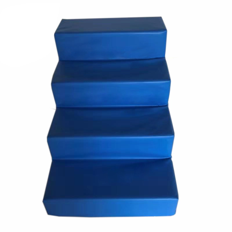 चार-पायऱ्यांची जिना